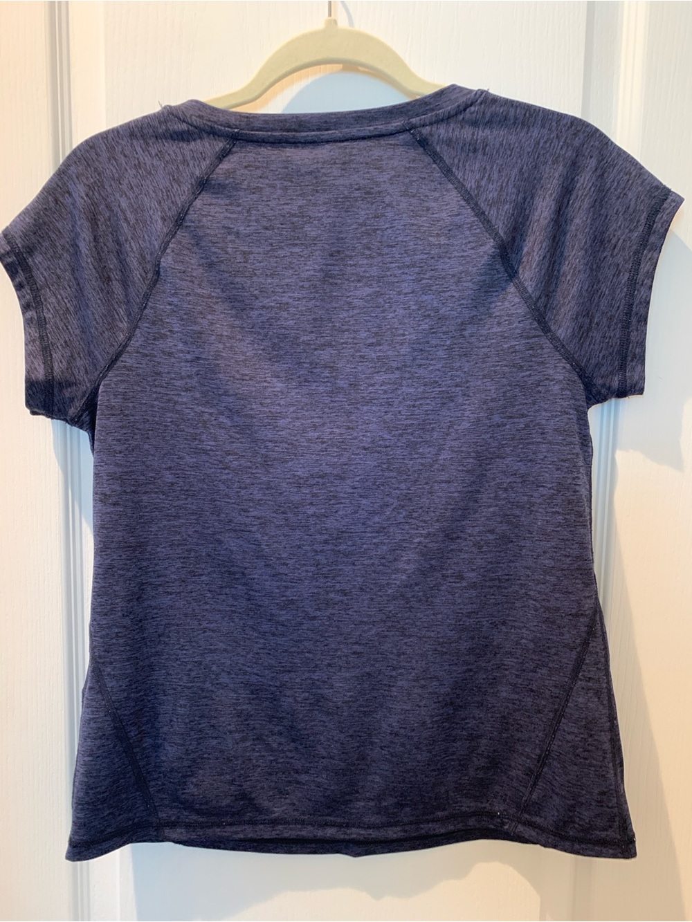 IDEOLOGY Women’s Blue V-neck Athletic T-shirt Size Medium - Picture 7 of 10